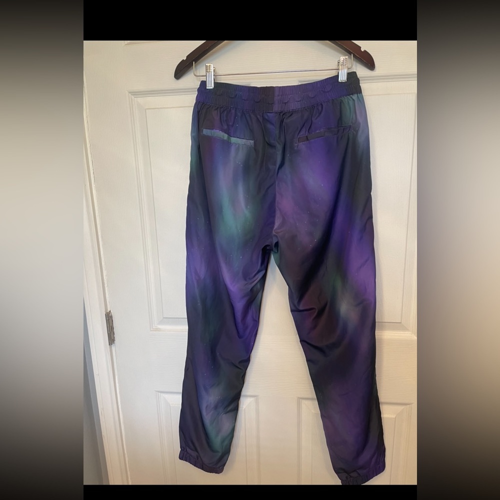 Forever 21 mens joggers - Picture 3 of 3